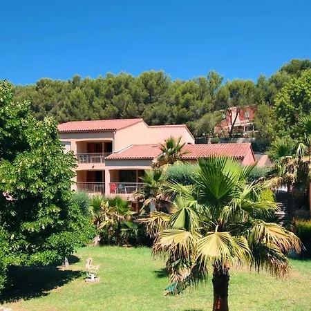 Le Nid Du Vallon -studio- & Piscine *