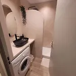 Le Nid Du Vallon -studio- & Piscine Apartment *